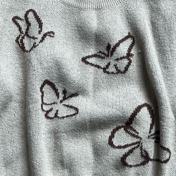 Size XS * Janabelle Butterfly Sweater - Picture 3 of 4
